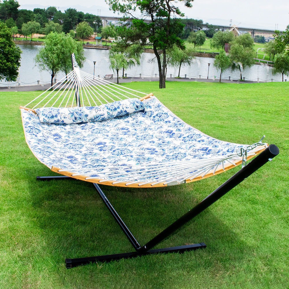 Quilted Hammock with stand